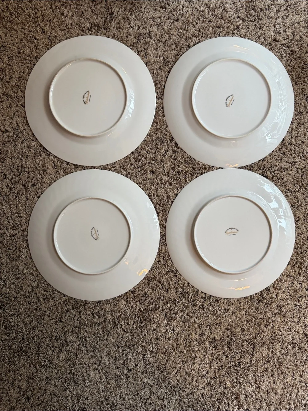 Vintage Gold Standard GST1 Scalloped Dinner Plate